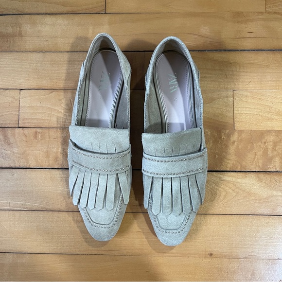 ZARA Beige Studded Suede Leather Pointy Toe Fringe Loafers - Picture 2 of 5